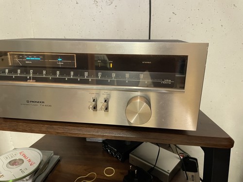 Pioneer stereo tuner 608 - pioneer,