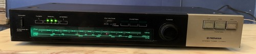 Vintage pioneer stereo tuner - stereo,